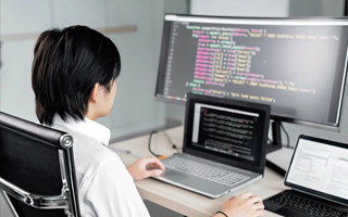 天水 api php源码,下载的php源码怎么运行呢？